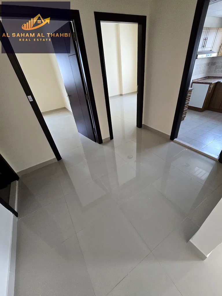 Sharjah Al Majaj area, 3 rooms, large hall, excellent, free parking, balcony63812617988098114