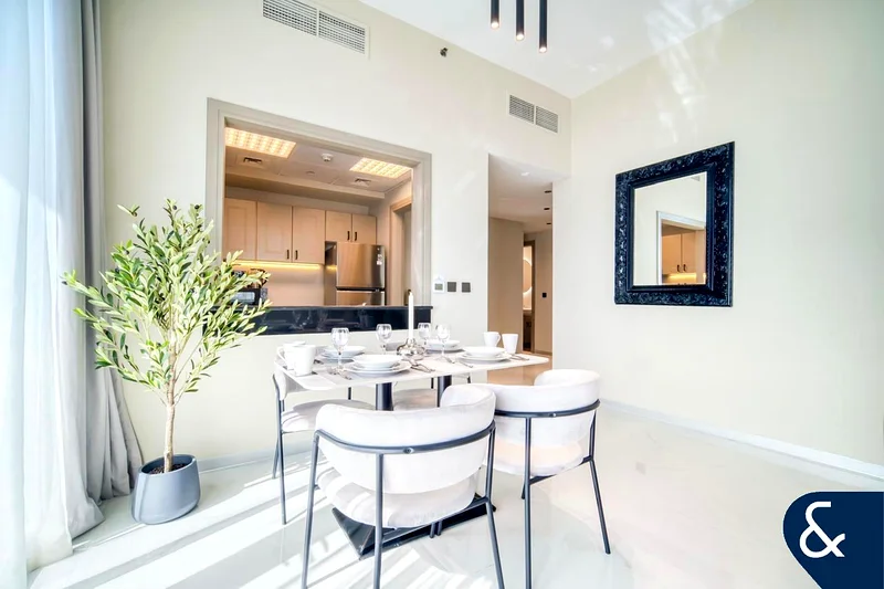 Fully Upgraded | Sleek & Modern| Canal Views63789919584897114