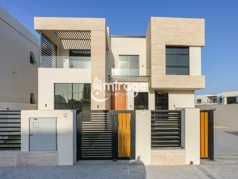 Double Row | 4BR Semi-Corner Villa | Prime Area63850529509123110
