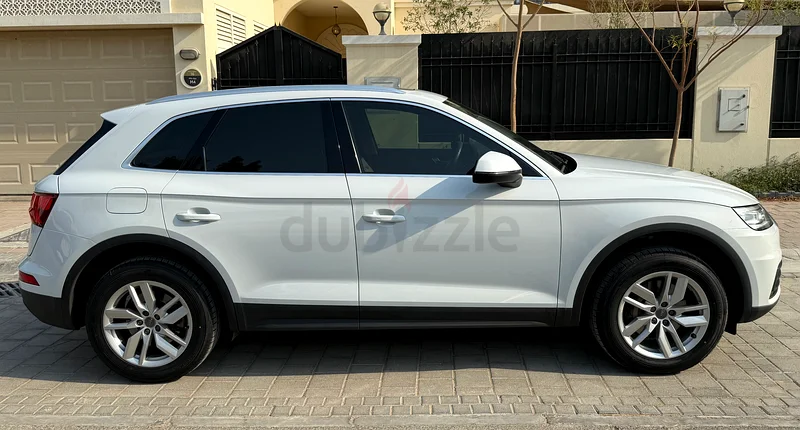 أودي Q5 2018 مواصفات خليجية 45 TFSI كواترو، نظام مساعد الخط، مقاعد جلدية وسقف بانورامي63612087561219114