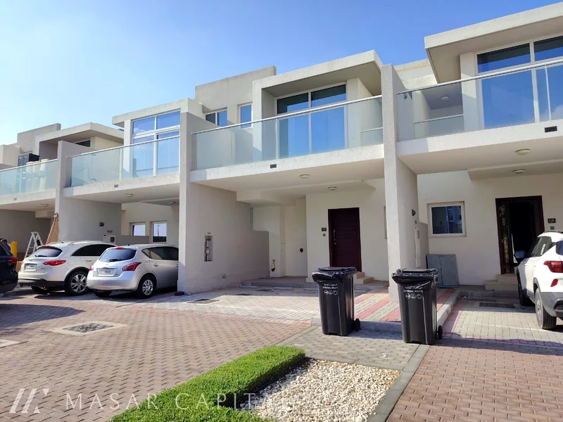 Vacant | RRM Type | Middle Townhouse | Single Row63741341827329110