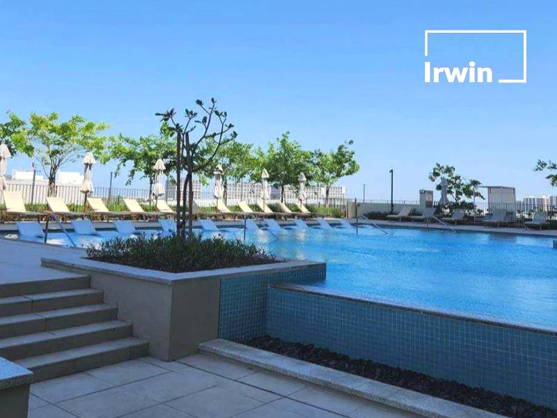 Close to Mall / Pool  view / Corner unit63804674143873113