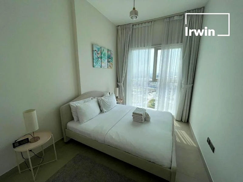 Close to Mall / Pool  view / Corner unit63804674143873112