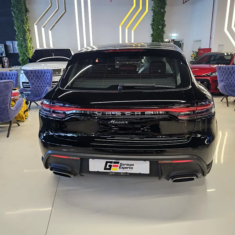 2026 Porsche Macan| GCC | Dealer Warranty | 21-inch RS Spyder Rims63612075090179114