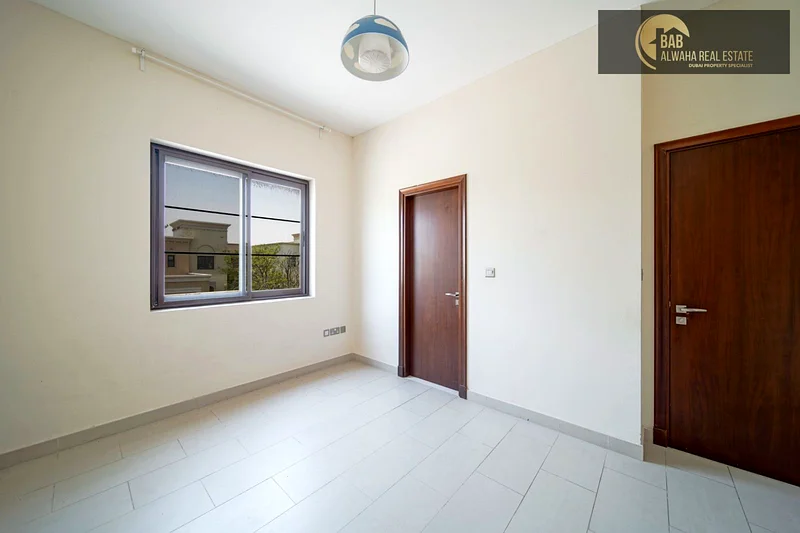 Spacious | Ready to Move | Premium Location63727208128129114