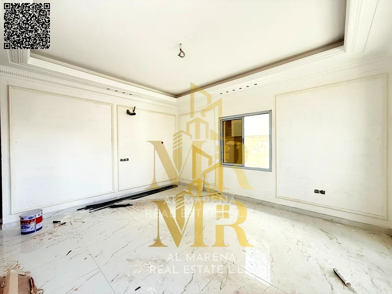 A villa directly from the owner, with personal finishing, on a main street, close to all services. Freehold for all nationalities and without a down p63882221109123114