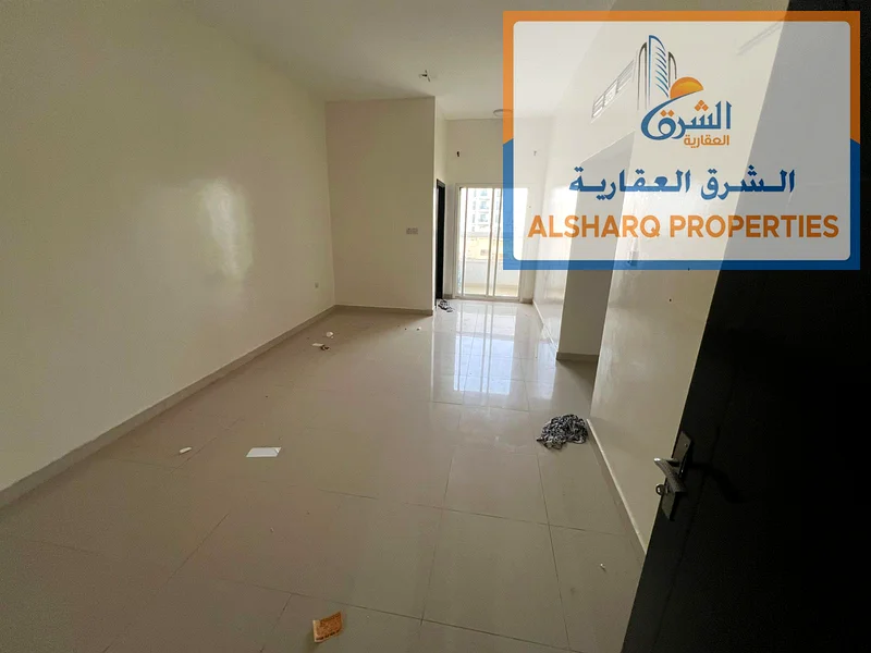شقة مكونة من غرفتين نوم للإيجار - ساحل عجمان، الصف الثاني من الساحل - بجانب دوار السفينة63810632331777110