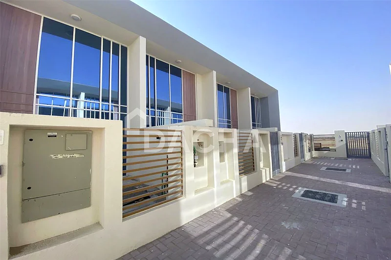 Brand New | Negotiable | Quiet Location64051029193217114