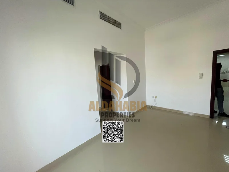 ✨ فرصة ذهبية! شقة فاخرة من غرفتين نوم مع صالة للإيجار في الروضة 2 🏡63723561668993112