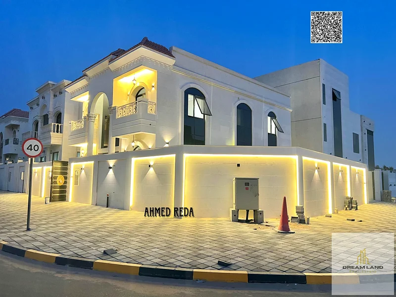 Corner villa with a swimming pool, at a price including registration and ownership fees, on the main street, ready for occupancy in the most upscale a63904831392258110