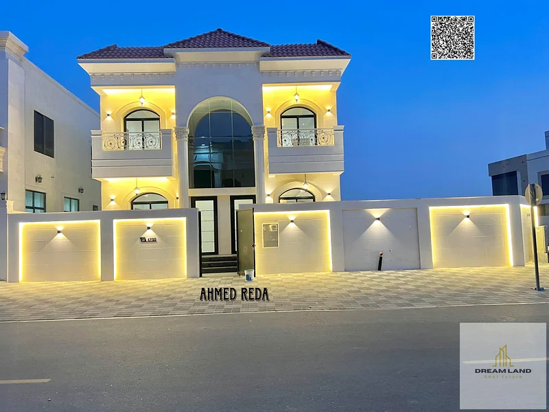 Corner villa with a swimming pool, at a price including registration and ownership fees, on the main street, ready for occupancy in the most upscale a63904831392258111