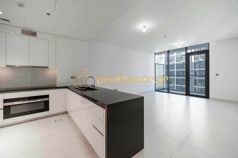 Ready and Vacant | Corner Unit | Prime Location64010001078913111