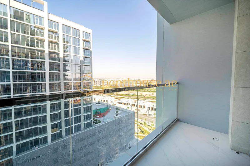 Ready and Vacant | Corner Unit | Prime Location64010001078913112
