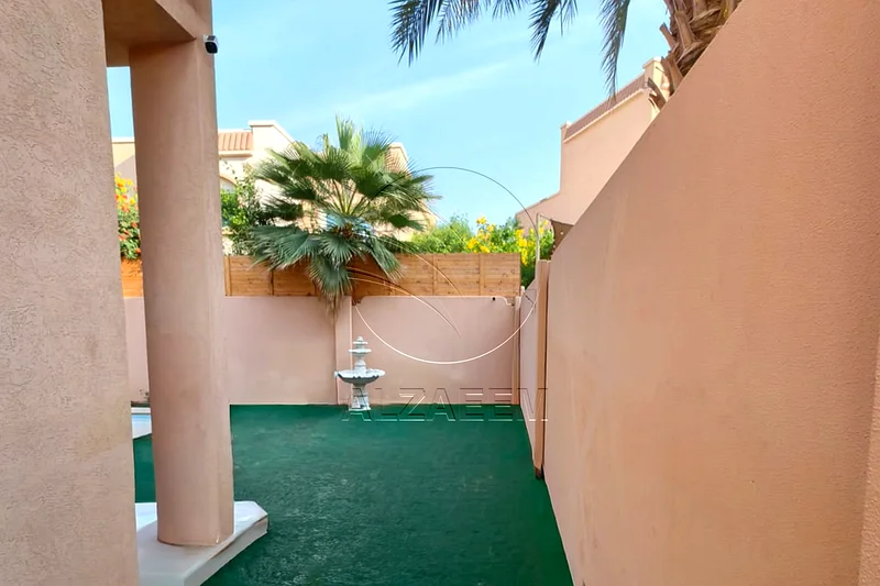 EXCLUSIVE! | Corner | 5BR with Pool and Garden63840017940867112