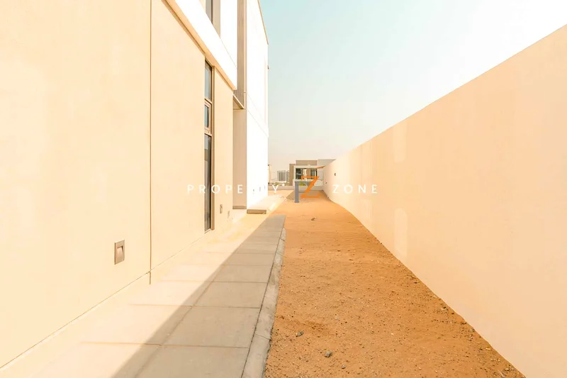 ELEVATED VILLA | MARINA VIEW | PRICE DROP | NEW63762313299201113