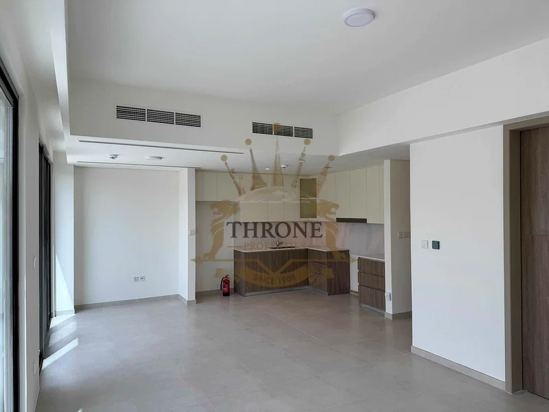 Single Row | Brand New | PRIME LOCATION63734067634179112
