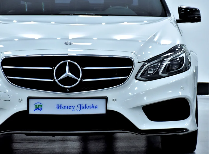 EXCELLENT DEAL for our Mercedes Benz E500 ( 2016 Model ) in White Color GCC Specs63613985910529113