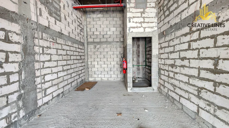 موقع متميز للإيجار في منطقة البحيرات - وحدات تجارية شاغرة63621694198145112