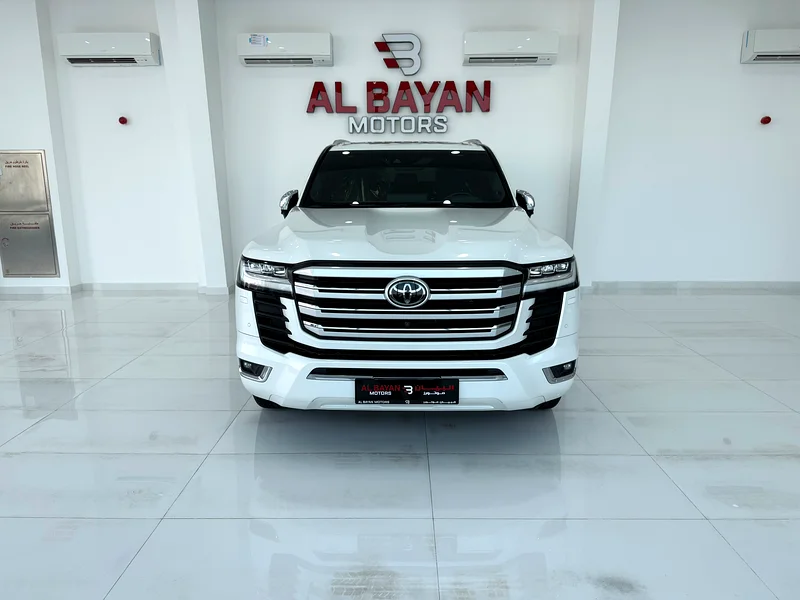 تويوتا لاند كروزر VXR Twin Turbo تون تيربو ابيض / احمر خليجي الفطيم 202263613129409281114