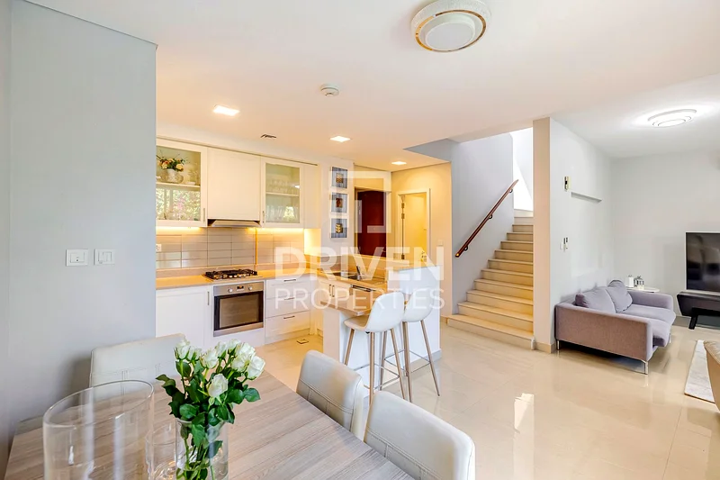 Single Row Spacious Villa | Park View | Furnished63950463470722113