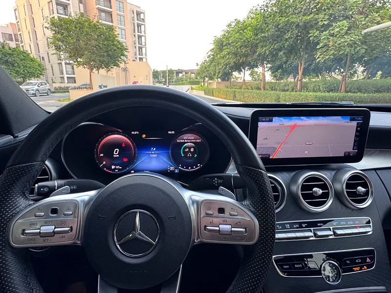 mercedes C200 GCC specs63613133696769114
