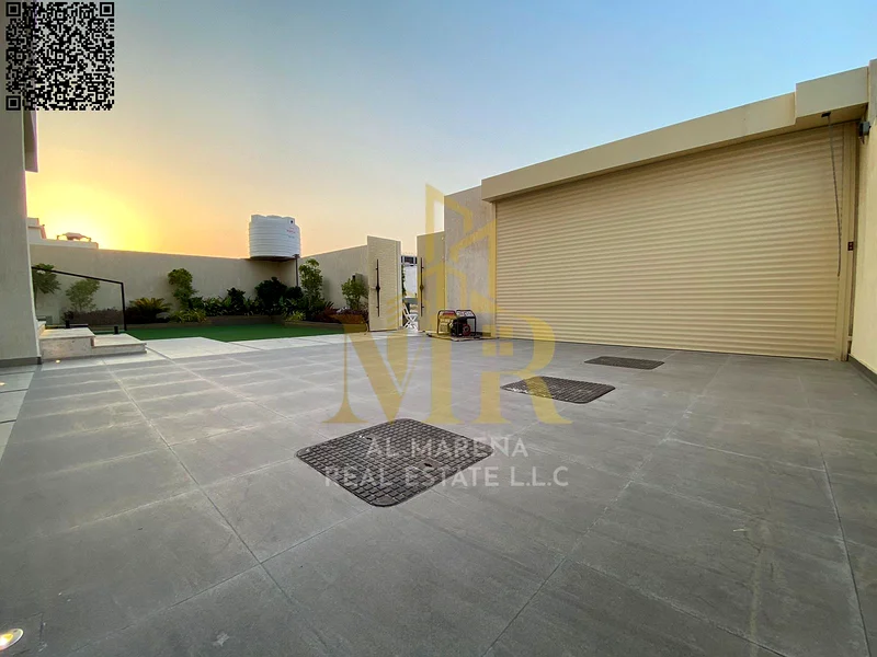 Turnkey villa with all-inclusive price on the main street, ready for occupancy in the most upscale areas, freehold for all nationalities in Ajman, wit63872558319619114