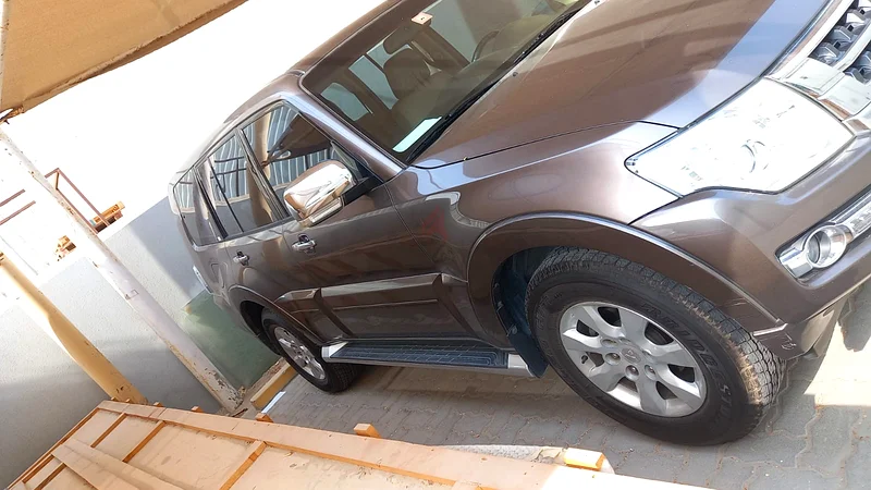 دليل شامل لنقل ملكية المركبة في دبي63612069759363111