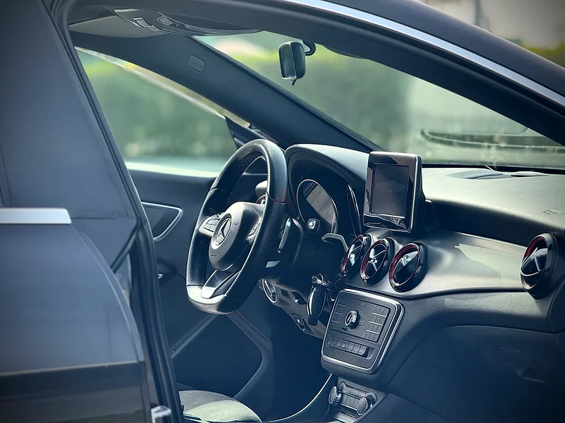 بيع عاجل / MERCEDES CLA250 4matic AMG / مواصفات الخليج / خيار كامل / محفوظ جيدًا، جاهز للقيادة !!!63613462191873113