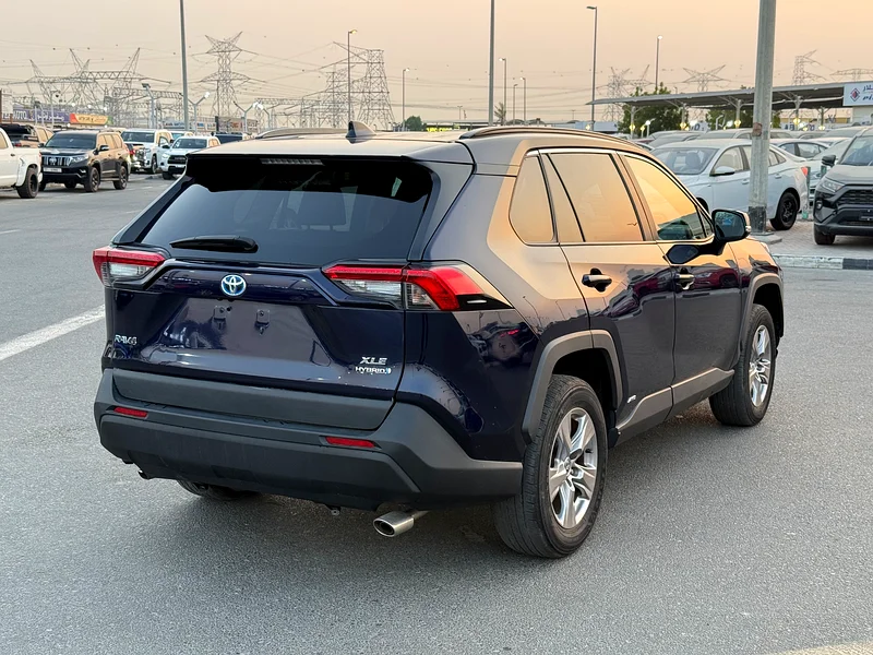 2022 TOYOTA RAV4 XLE HYBRID 4x4 FULL OPTIONS IMPORTED FROM USA63612792358659113