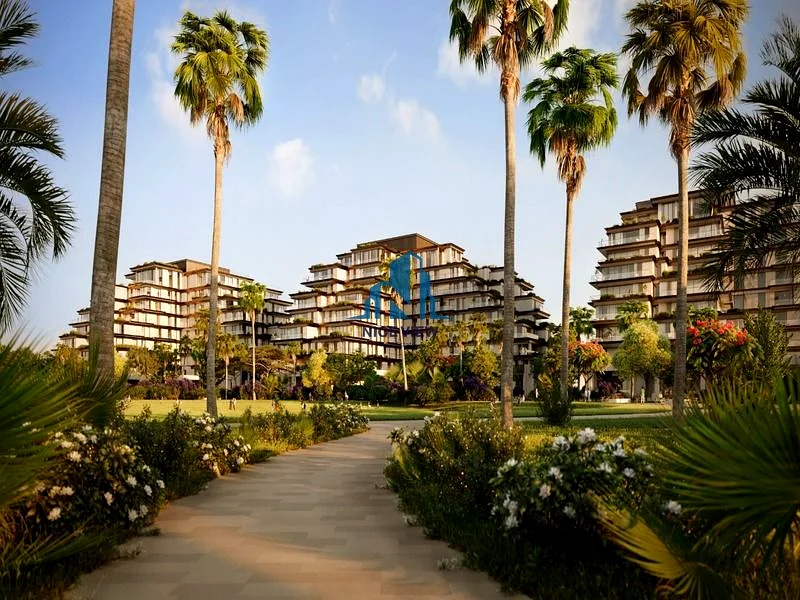 Balcony | Spacious Unit | Luxury Living63848158304515110