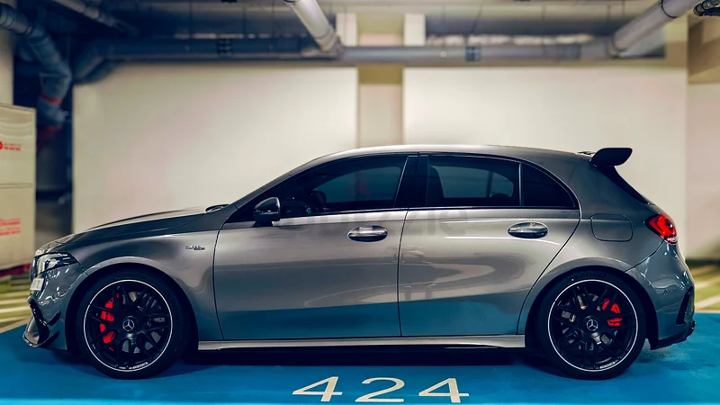 أميال منخفضة A45S AMG + ضمان الوكالة + عقد صيانة + إطارات ميشلان جديدة63613135652481111