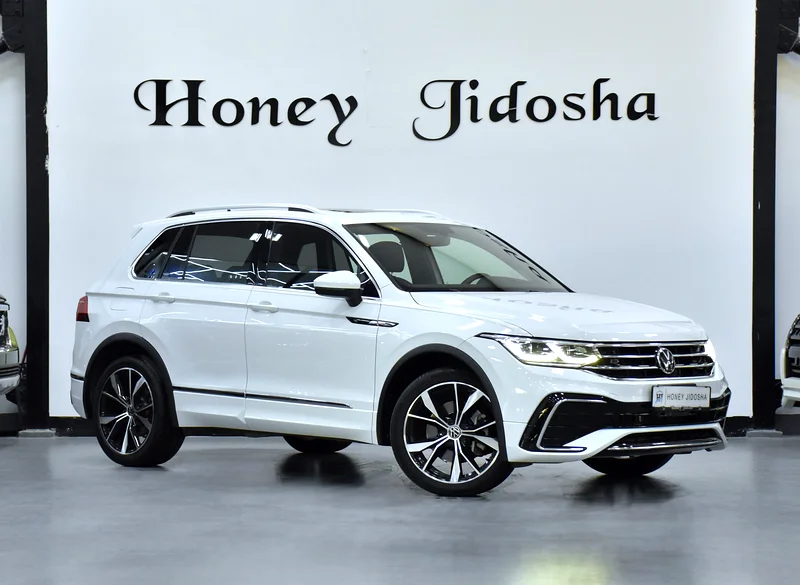 AED 2,487 EMi at 0% DP | Volkswagen Tiguan R-Line 4Motion ( 2024 Model ) in White Color GCC Specs63613464481281112
