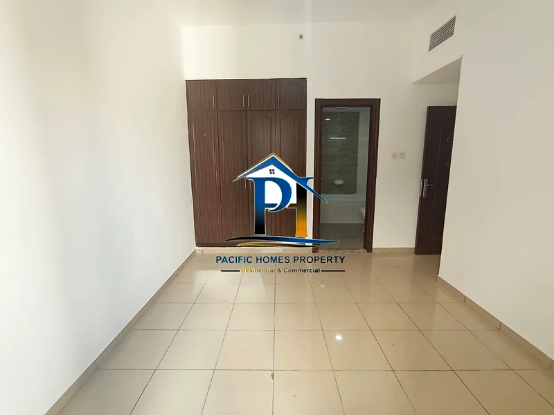 Near pond 🏞️ park 2 bhk available gym pool  and all facilities Rent 60k63756782443138113
