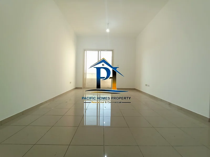 Near pond 🏞️ park 2 bhk available gym pool  and all facilities Rent 60k63756782443138111