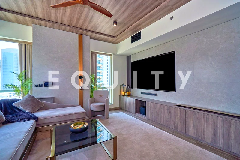 Vacant | Large Layout | Fantastic Upgrades64037800066051110