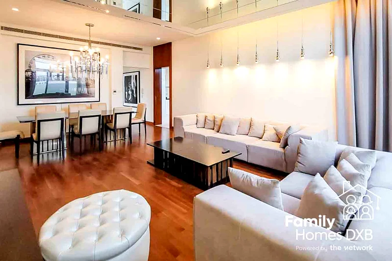 VACANT | Fully Furnished | Corner Unit63738297092354111
