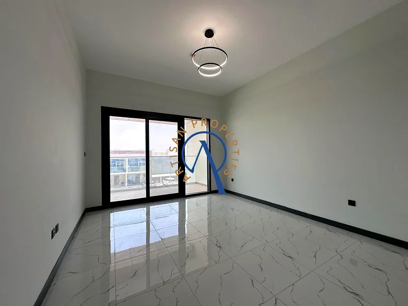 مبنى جديد بالكامل | شرفة واسعة | اتصل الآن63735956308738110