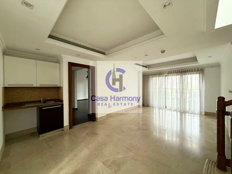 GRAND RESIDENCE | PRIME LOCATION | VACANT63793084171651111