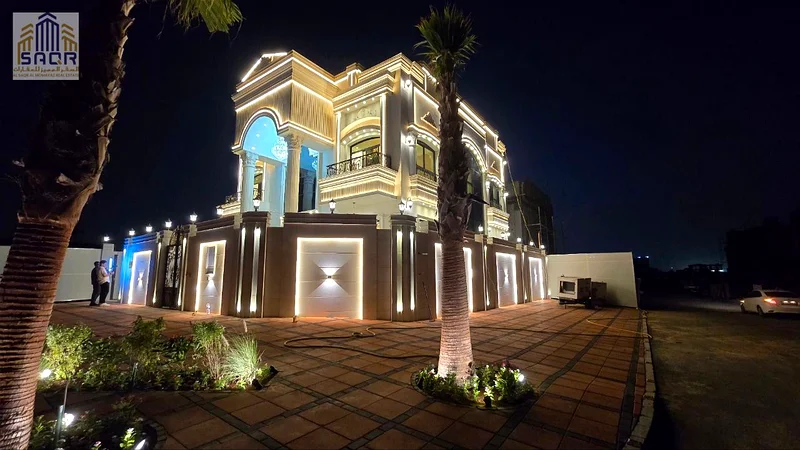 Corner palace on two streets / Freehold / No service fees / Price inclusive of fees63911828180610111