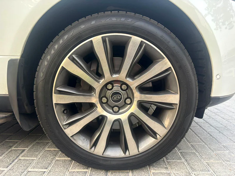 Full service history63612089913347114