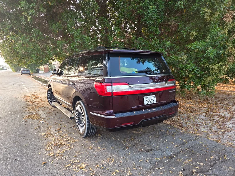 Lincoln Navigator Presidential 2020 | GCC Specs | First Owner63613734700033111