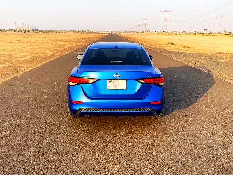 Nissan Sentra SV 2.0L 2020 blue in perfect condition Lady driven UAE registration63612797523843114