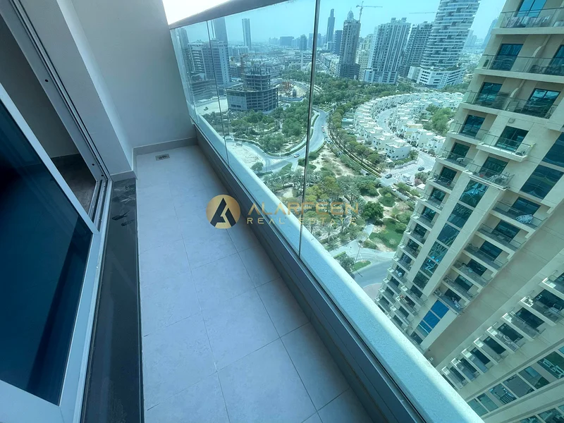طابق عالي / سعر منخفض / بجوار حديقة المجتمع63786429652097111