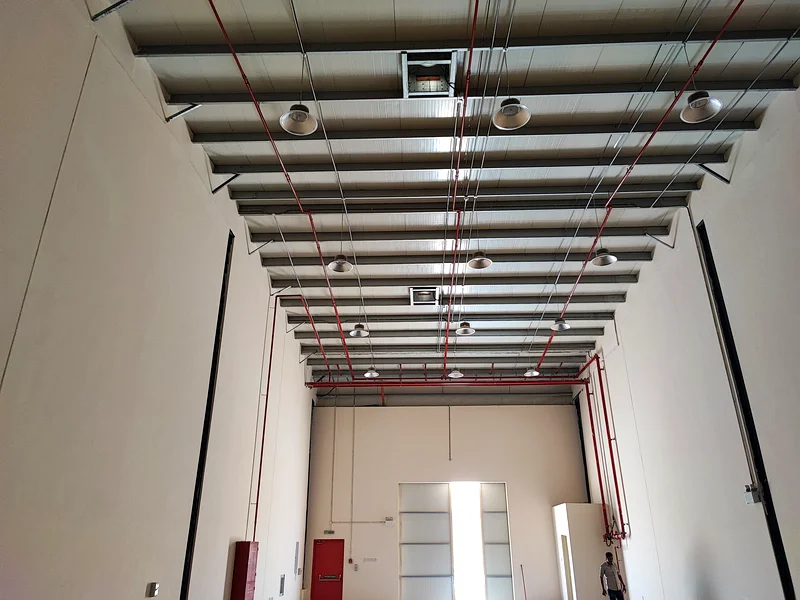 2500 Sqft Warehouse 3 Phase Electrcity In Al Sajaa Sharjah63622638646530113
