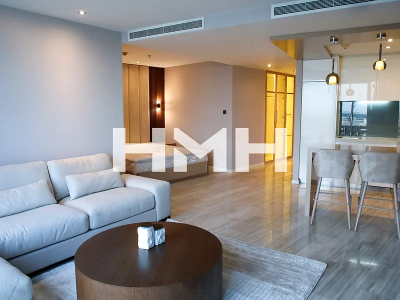 Upgraded Luxury Studio | Creek View | Low Floor63968598998401110