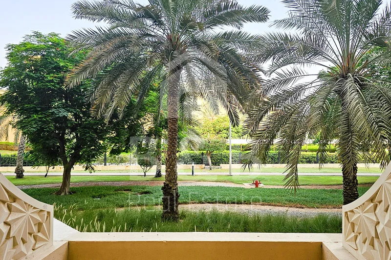 ستوديو كبير - إطلالة رائعة على الحديقة - صالة رياضية مجانية63815047615873111