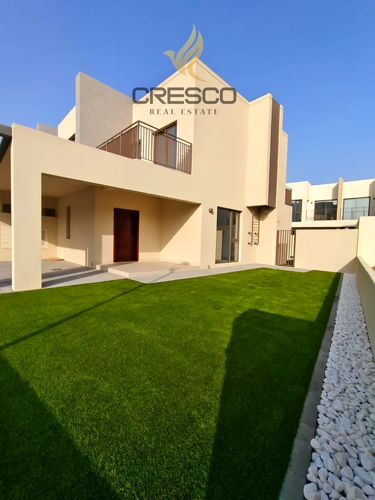 Corner Unit | Landscaped | Close to Amenities636121025729301115