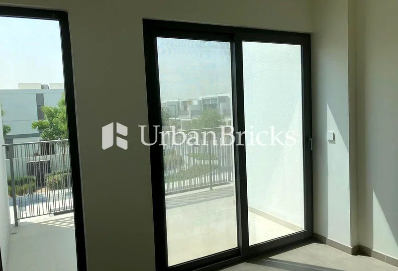 Landscaped| Flexible Cheques| Pool and Park63733234531715112