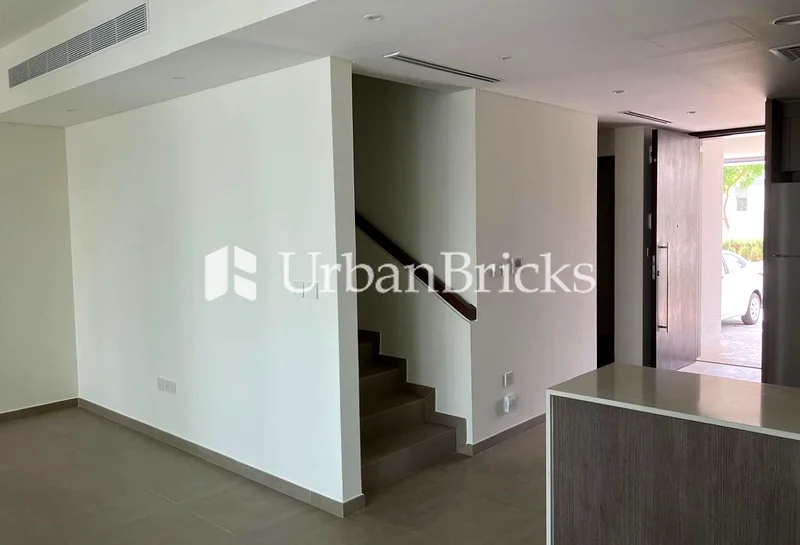 Landscaped| Flexible Cheques| Pool and Park63733234531715111