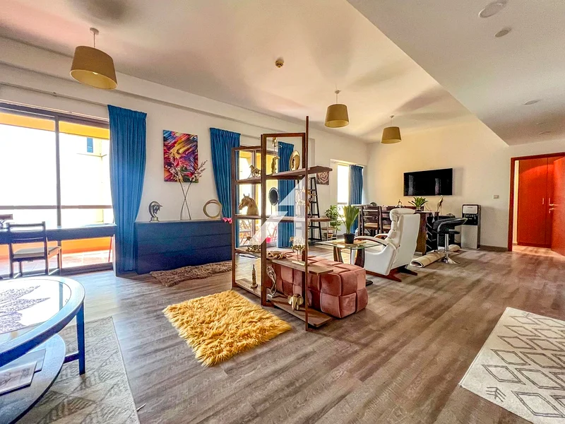 High Floor | Spacious | Upgraded | Great Location63937275160579111